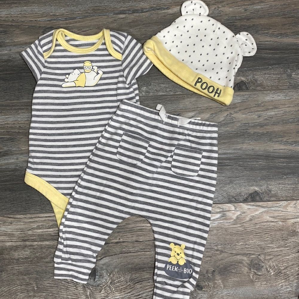 Disney Baby 0/3 Months Matching Onesie, Pants and Hat